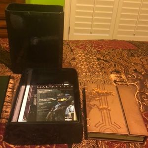 Game set halo collection